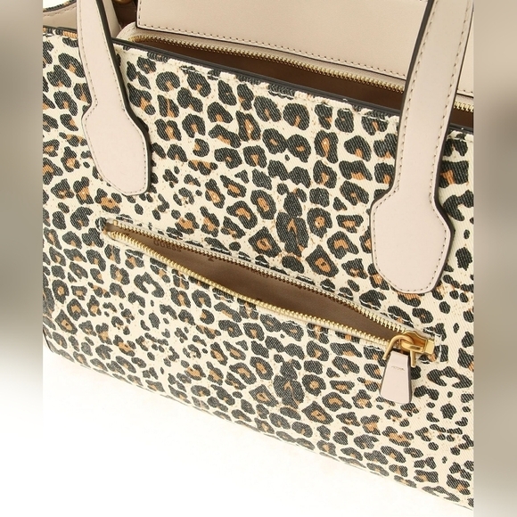 NWT Guess Izzy Leopard Print Tote Bag - Picture 3 of 9